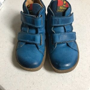 NEW, never worn-Naturino leather sneaker/boot